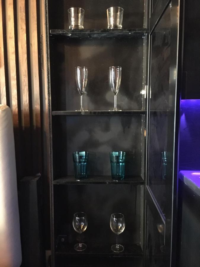 דירות וונקובר Style Basement מראה חיצוני תמונה